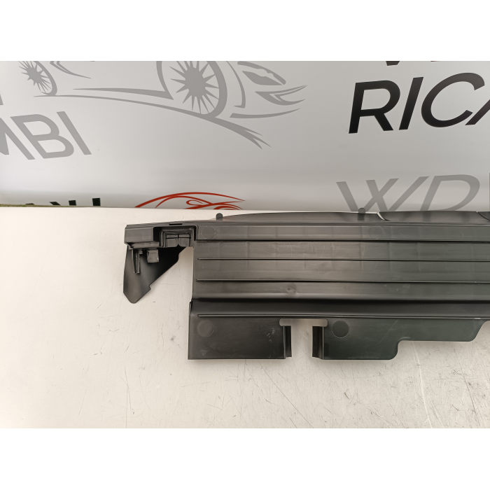 A2135050130 PANNELLO CONDOTTO ARIA MERCEDES CLASSE E (W213) (DAL 2016 IN POI >) NUOVO