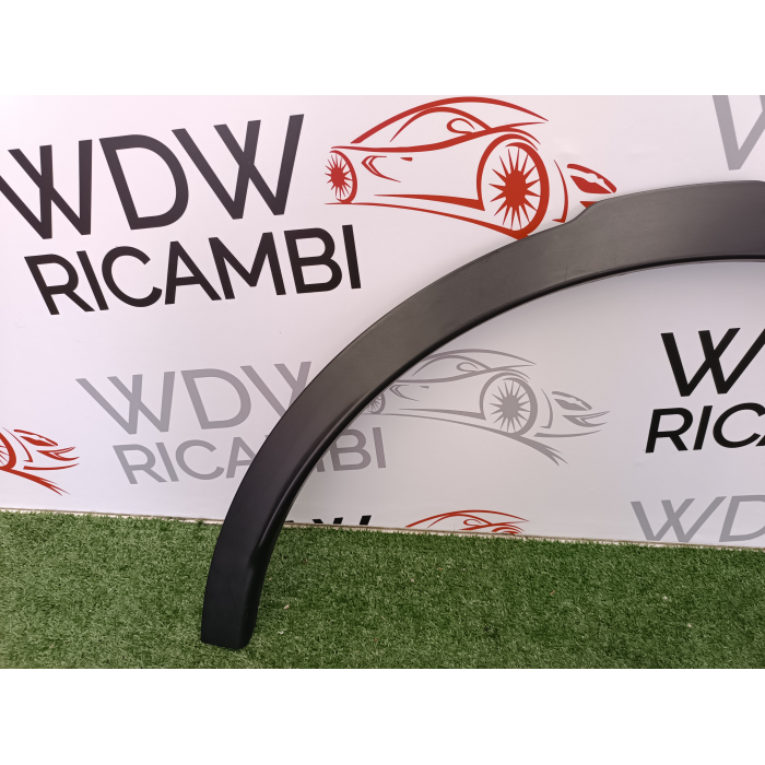 FK72-290E22-AC FASCIONE ARCO POSTERIORE DESTRO LAND ROVER DISCOVERY SPORT 2.0 TD4 (2014\2018)