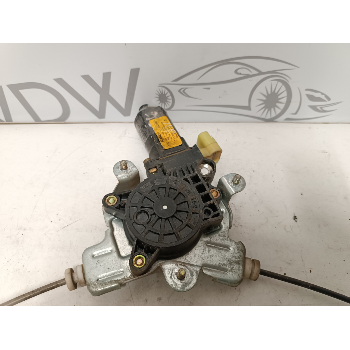 98820-1C100 MOTORINO ALZAVETRO ANTERIORE ANT DESTRO DX HYUNDAI GETZ 2002-2008