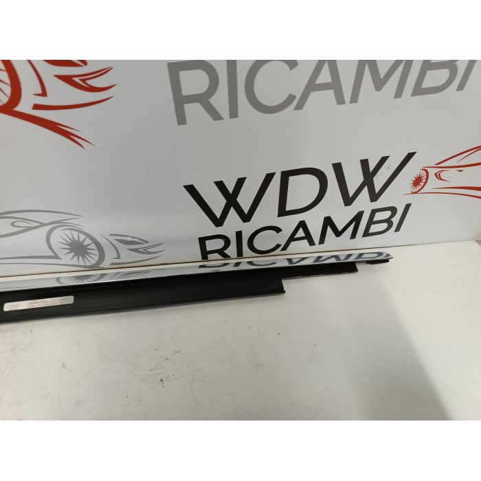 8V5853763C RASCHIAVETRO CROMATURA PORTA POSTERIORE SINISTRO SINISTRA AUDI A3 8V 
