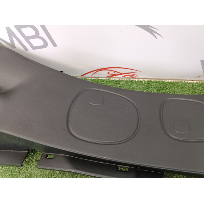 735522642 BATTITACCO RIVESTIMENTO POSTERIORE SINISTRO FIAT 500L 1.3 (DAL 2012 IN POI >)