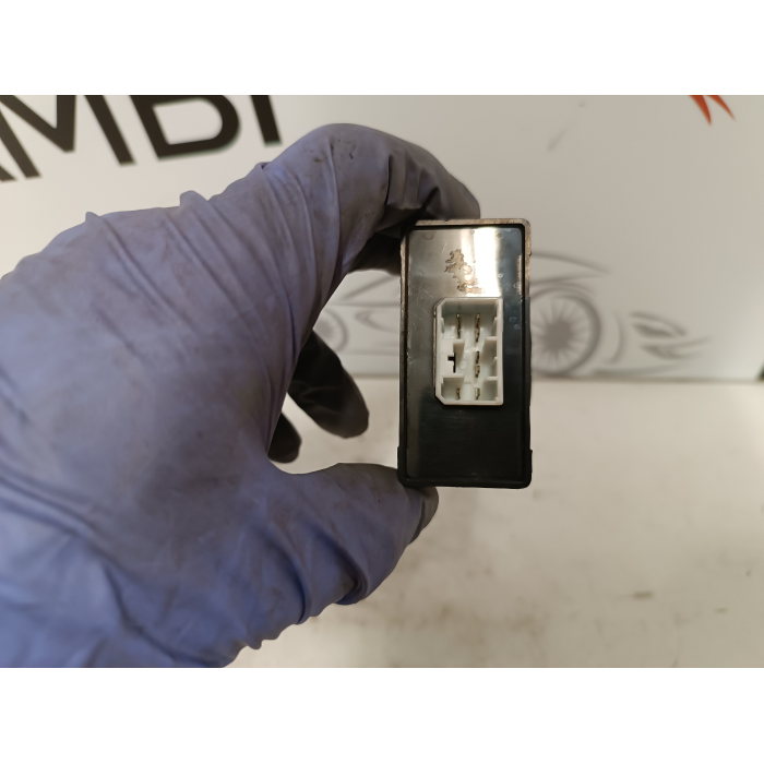 93571-3E000 CENTRALINA SPECCHI SPECCHIETTI RETROVISORI KIA SORENTO 2.5 16V CRDI 935713E000