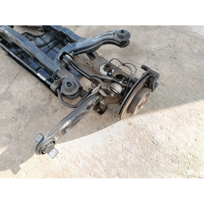 2463504101 PONTE ASSALE POSTERIORE POST MERCEDES CLASSE A W176 1.5 DIESEL (2012\2015) 2464101