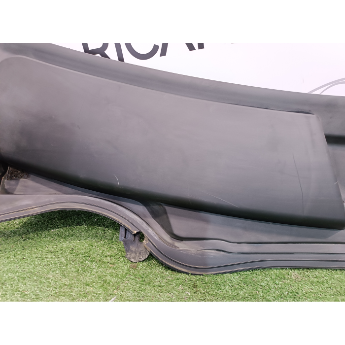 A1768300013 GRIGLIA PARABREZZA ANTERIORE GOCCIOLATOIO MERCEDES CLASSE A W176 (2012\2015)
