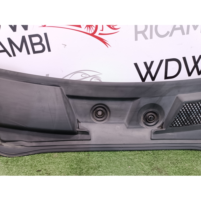 A1768300013 GRIGLIA PARABREZZA ANTERIORE GOCCIOLATOIO MERCEDES CLASSE A W176 (2012\2015)