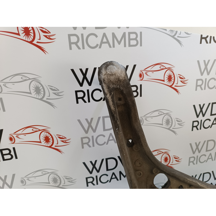 BRACCIO OSCILLANTE ANTERIORE SINISTRO MERCEDES CLASSE A W176 1.5 CDI (2012\2015)