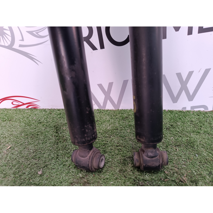 A1763201531 COPPIA AMMORTIZZATORI POSTERIORI DX \ SX MERCEDES CLASSE A W176 1.5 CDI (2012\2015) 801404003200