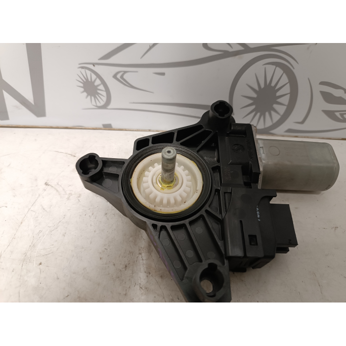 A2469063200 MOTORINO ALZAVETRO POSTERIORE DESTRO MERCEDES CLASSE A W176 ALZACRISTALLO 