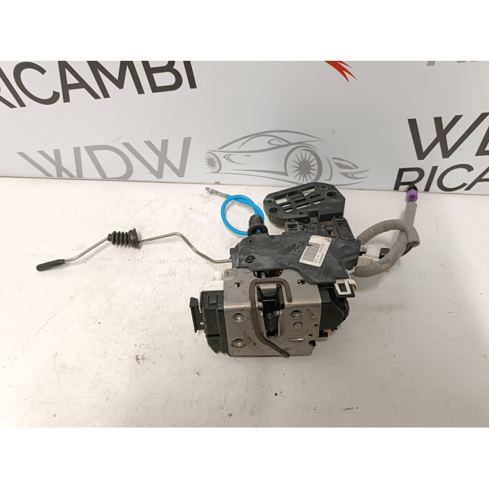 A1667200135 SERRATURA CHIUSURA PORTA ANTERIORE SINISTRO MERCEDES CLASSE A W176 SINISTRA 