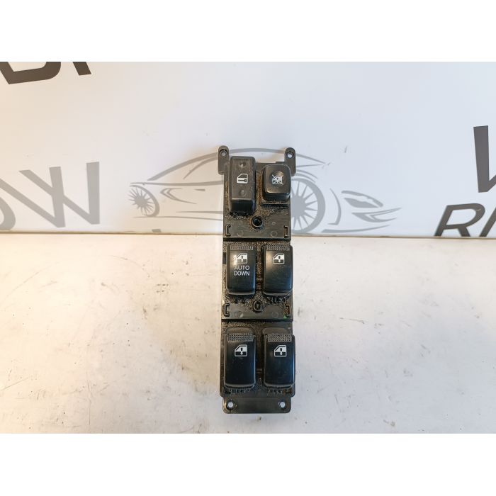 93570-1G110 PULSANTE PULSANTIERA ALZAVETRO ANTERIORE SINISTRA KIA RIO 2005-2011 