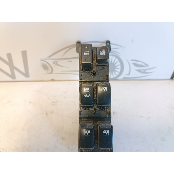 93570-1G110 PULSANTE PULSANTIERA ALZAVETRO ANTERIORE SINISTRA KIA RIO 2005-2011 