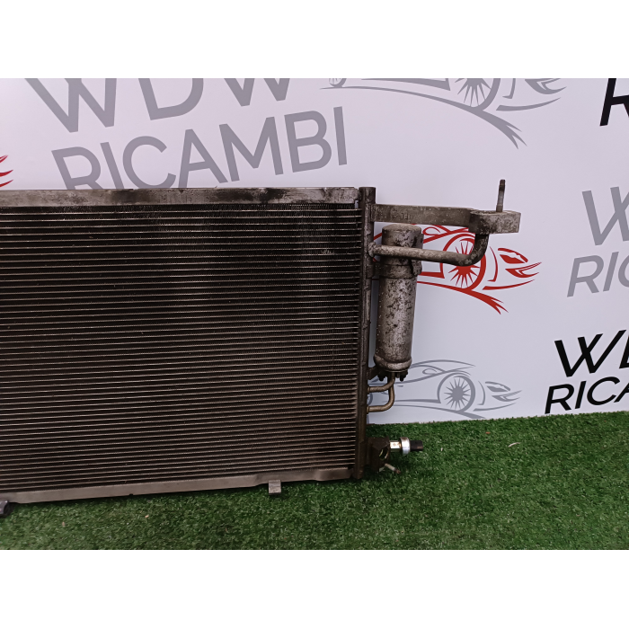 AV11-19710-FA RADIATORE CONDENSATORE CLIMA A\C FORD FIESTA 6° 1.5 TDCI (2013\2017)