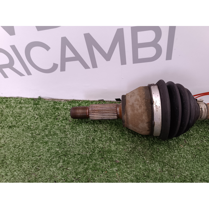 8V51-3B436 SEMIASSE SEMIALBERO ANTERIORE DESTRO FORD FIESTA 6° 1.5 TDCI (2013\2017)