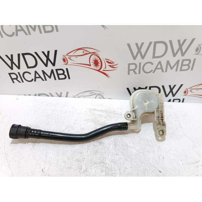 8V51-2K478-AF VASCHETTA CONTENITORE LIQUIDO FRENI FORD FIESTA 6° 1.5 TDCI (2013\2017)