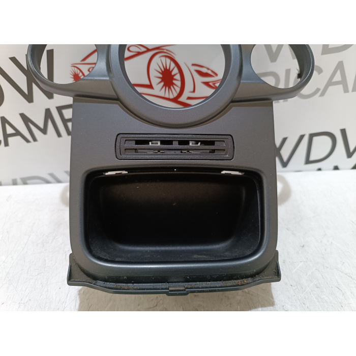 C1BB-18D422-CBW MASCHERINA CRUSCOTTO CENTRALE FORD FIESTA 6° 1.5 TDCI (2013\2017)