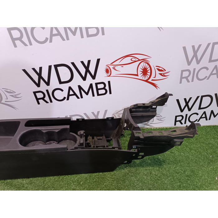 BA61-A045B55-AHW RIVESTIMENTO TUNNEL CENTRALE FORD FIESTA 6° 1.5 TDCI (2013\2017)
