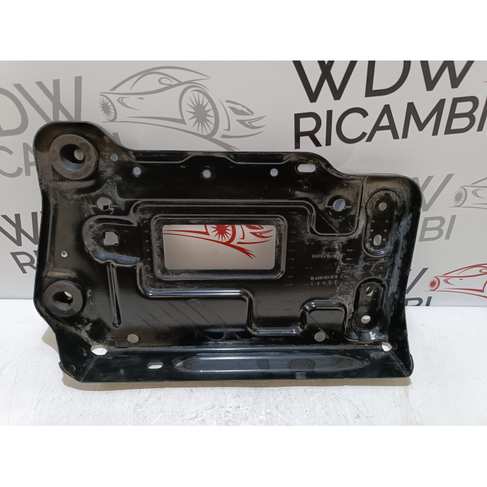 A2466200018 STAFFA SUPPORTO BATTERIA MERCEDES CLASSE A W176 1.5 CDI (2012\2015)