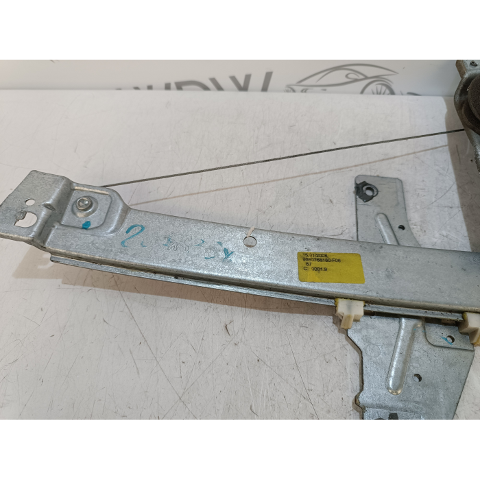 9650768180 ALZAVETRO MANUALE POSTERIORE SINISTRO PEUGEOT 207 1.6 HDI (2006\2015)