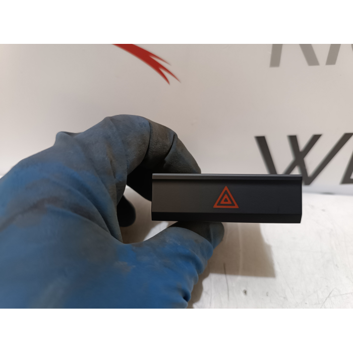 2GA953509 PULSANTE COMANDO LUCE DI EMERGENZA 4 FRECCE VW T-ROC 2.0 TDI (DAL 2021 IN POI >)