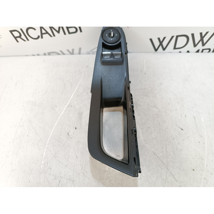 C1BT-14A132-AB PULSANTIERA ALZAVETRO ANTERIORE SINISTRO FORD FIESTA 6° 1.5 TDCI (2013\2017)