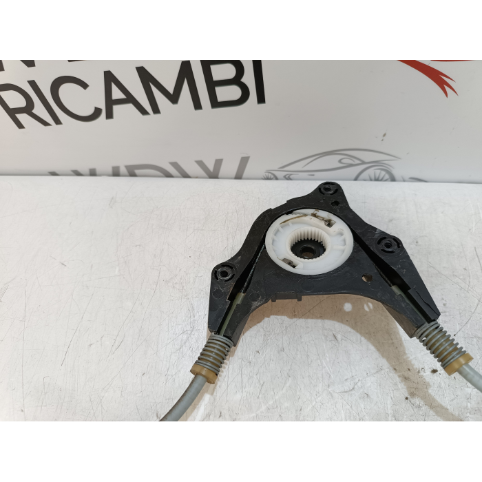 8A61-A23201 MECCANISMO ALZAVETRO ANTERIORE SINISTRO FORD FIESTA 6° 1.5 TDCI (2013\2017)