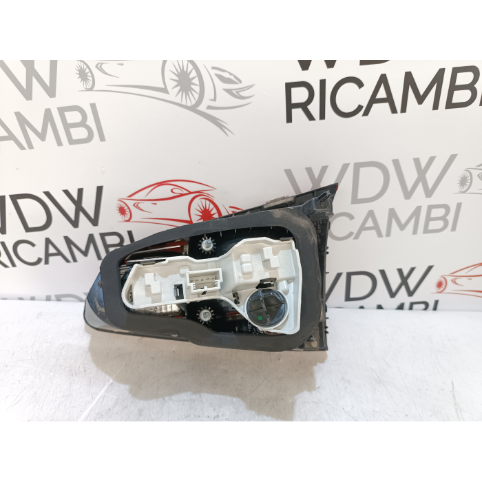 FANALE FANALINO STOP INTERNO POSTERIORE SINISTRO VW GOLF VII 7 1.6 TDI (2012\2017) 5G0945093AC