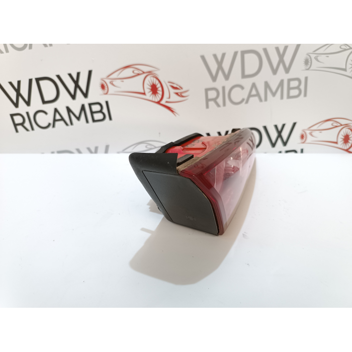 50504822 FARO FANALE STOP POSTERIORE INTERNO SINISTRO ALFA ROMEO 159 2.2 JTS (2005\2008)