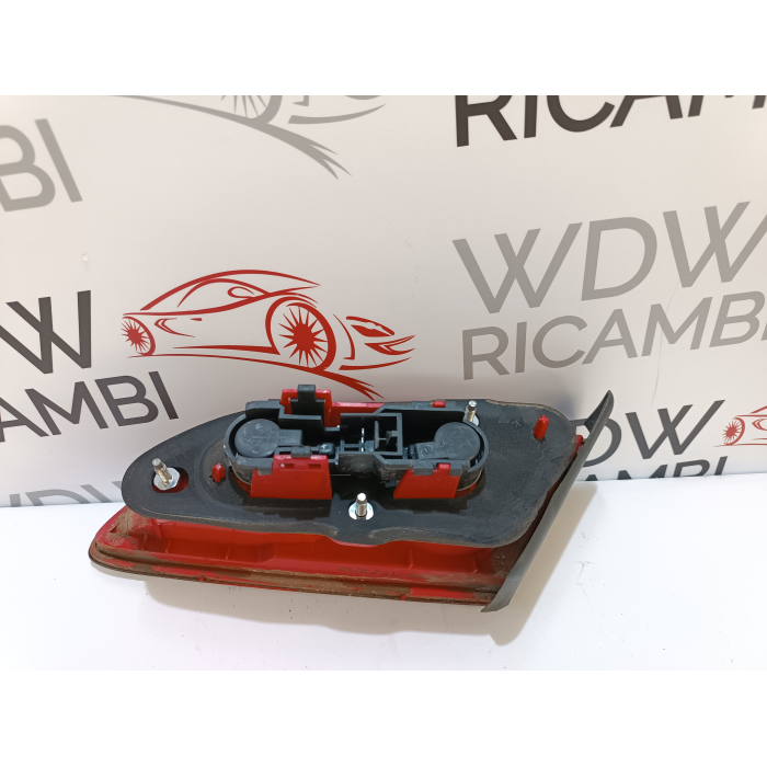 50504822 FARO FANALE STOP POSTERIORE INTERNO SINISTRO ALFA ROMEO 159 2.2 JTS (2005\2008)