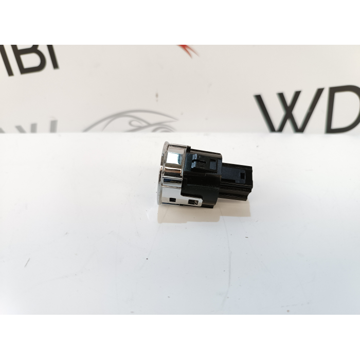 982720518000 PULSANTE ACCENSIONE START & STOP JEEP AVENGER (DAL 2022 IN POI >)