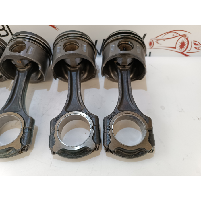 KIT 4 PISTONI PISTONE + BIELLA MERCEDES CLASSE C W204 220 CDI 170CV (2007\2011) 646811