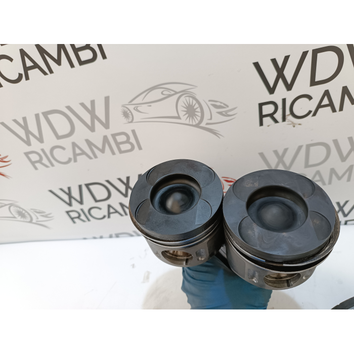 KIT 4 PISTONI PISTONE + BIELLA MERCEDES CLASSE C W204 220 CDI 170CV (2007\2011) 646811