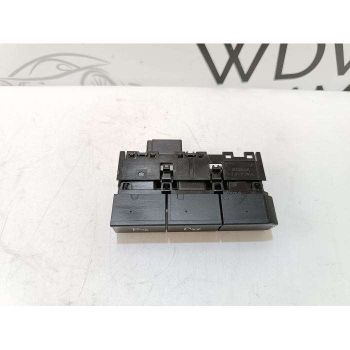 2GA927238 PULSANTE INTERRUTTORE SENSORI DI PARCHEGGIO VW T-ROC (DAL 2021 IN POI >)