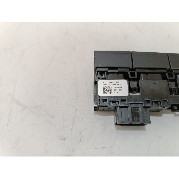 2GA927238 PULSANTE INTERRUTTORE SENSORI DI PARCHEGGIO VW T-ROC (DAL 2021 IN POI >)