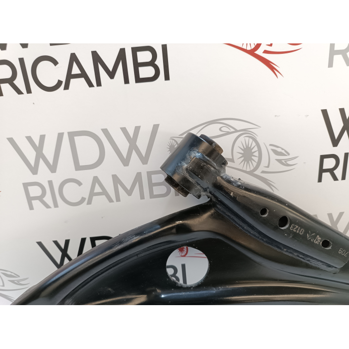 BRACCIO OSCILLANTE ANTERIORE SINISTRO ORIGINALE PEUGEOT 5008 GT LINE 1.5 2020\2023