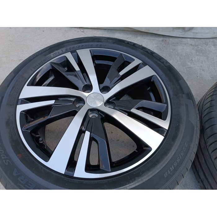 9809687377 4 CERCHI IN LEGA DA 18 CON GOMMA PEUGEOT 5008 GT LINE 1.5 2020\2023