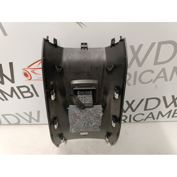 9809990277 MODANATURA RIVESTIMENTO PRESA PORTA USB POSTERIORE PEUGEOT 5008 2020-2023
