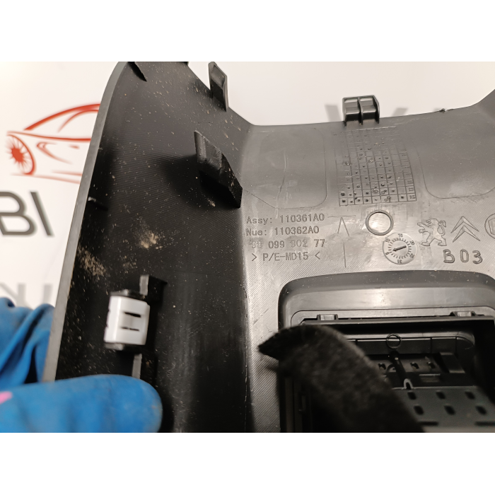 9809990277 MODANATURA RIVESTIMENTO PRESA PORTA USB POSTERIORE PEUGEOT 5008 2020-2023