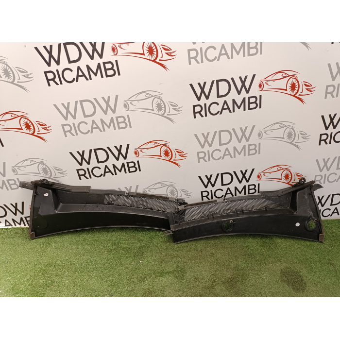 98347052XT GOCCIOLATOIO COMPLETO PARABREZZA PEUGEOT 5008 GT LINE 1.5 2020\2023 98362005XT
