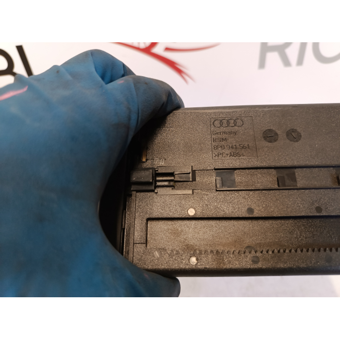8P0941561 CASSETTO VANO CASSETTINO PORTAOGGETTI CRUSCOTTO AUDI A3 8P 2003\2007