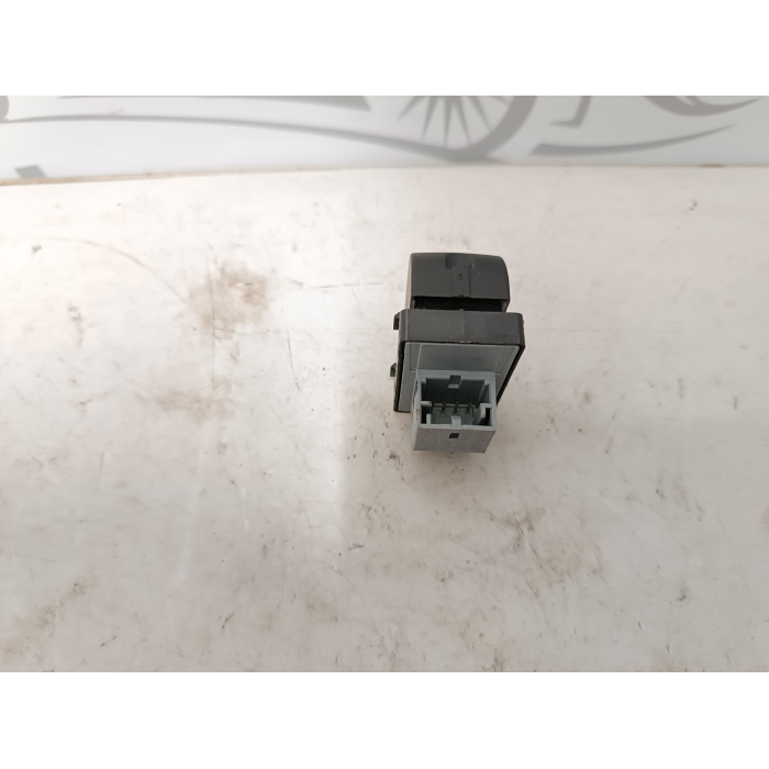 4F0959855 PULSANTE INTERRUTTORE ALZAVETRO POSTERIORE SINISTRO AUDI A3 8P 2003\2007