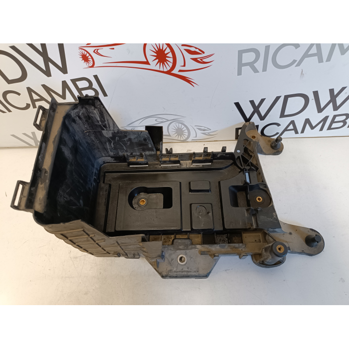 1K0915333C ALLOGGIO SUPPORTO PORTA BATTERIA AUDI A3 8P 2.0 TDI 2003\2007