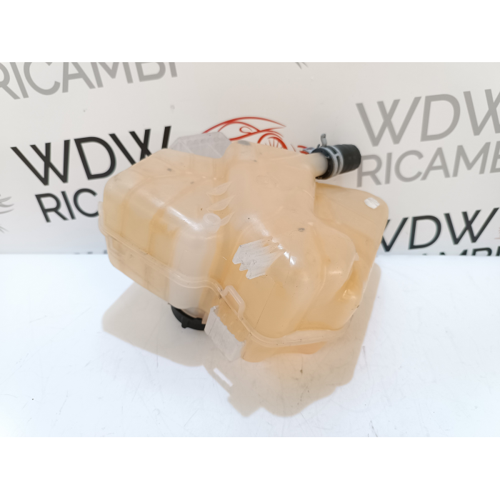 8V21-8K218-AB VASCHETTA CONTENITORE ACQUA FORD ECOSPORT 2° 1.0 (2012\2016) 