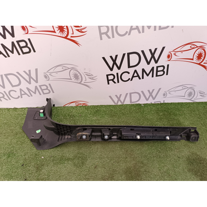 9687342077 MASCHERINA BATTITACCO ANTERIORE SINISTRO CITROEN DS5 2.0 HDI (2011\2015) 9673401677