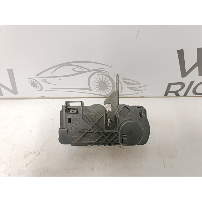 A2468700558 SERRATURA CHIUSURA COFANO ANTERIORE MERCEDES CLASSE A W176 2012 - 2018 
