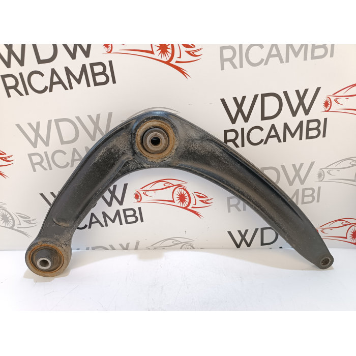 BRACCIO OSCILLANTE ANTERIORE SINISTRO CITROEN DS5 2.0 HDI (2011\2015) 884981