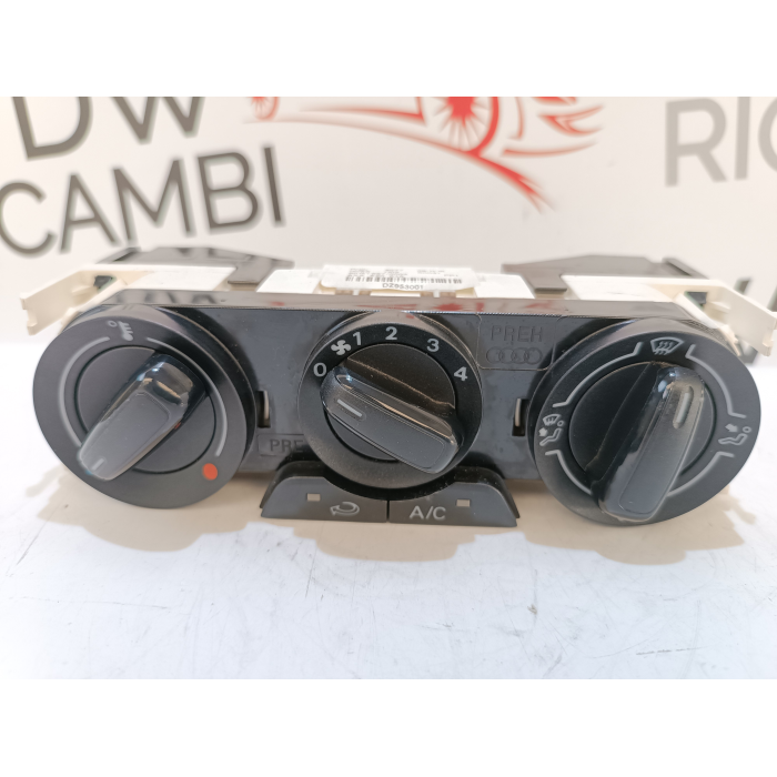 8XA820045 CENTRALINA GRUPPO COMANDI CLIMA A\C AUDI A1 1.4 TDI S LINE (2015\2018) 