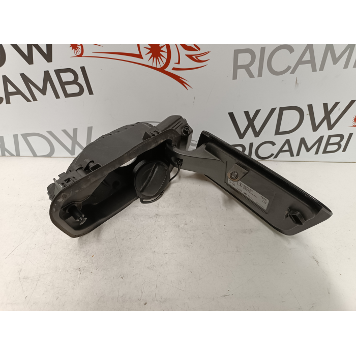 81A809906 CASSETTO TAPPO CARBURANTE SPORTELLINO SERBATOIO AUDI Q2 81A809857