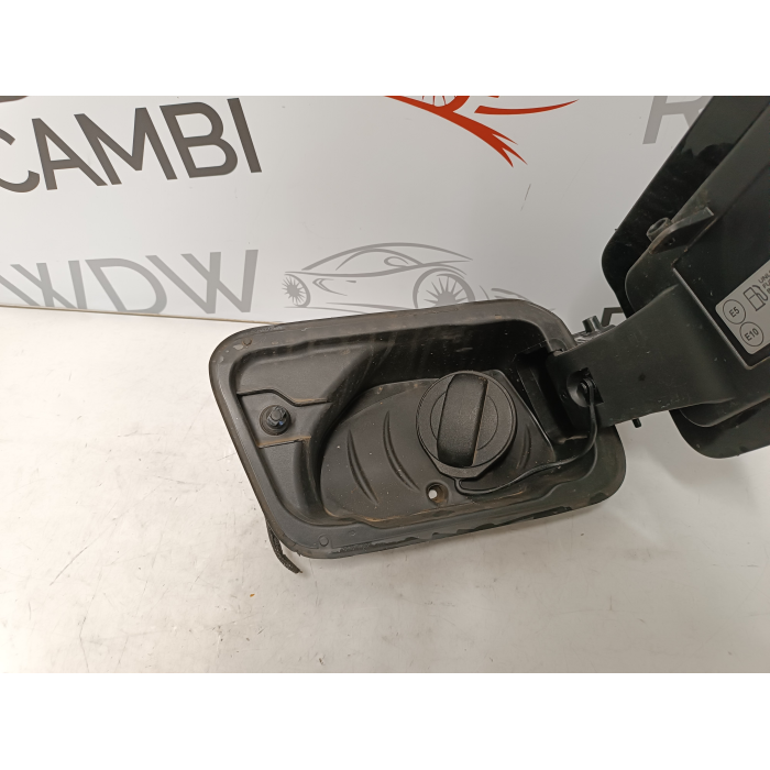 81A809906 CASSETTO TAPPO CARBURANTE SPORTELLINO SERBATOIO AUDI Q2 81A809857