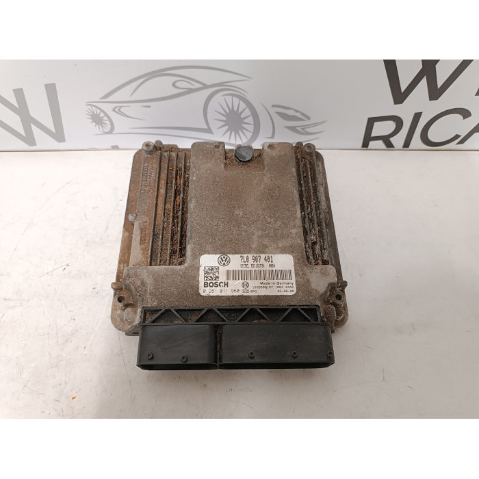 7L0907401 - 0281011960 CENTRALINA ECU MOTORE VW TOUAREG 3.0 TDI V6 (2002\2007)