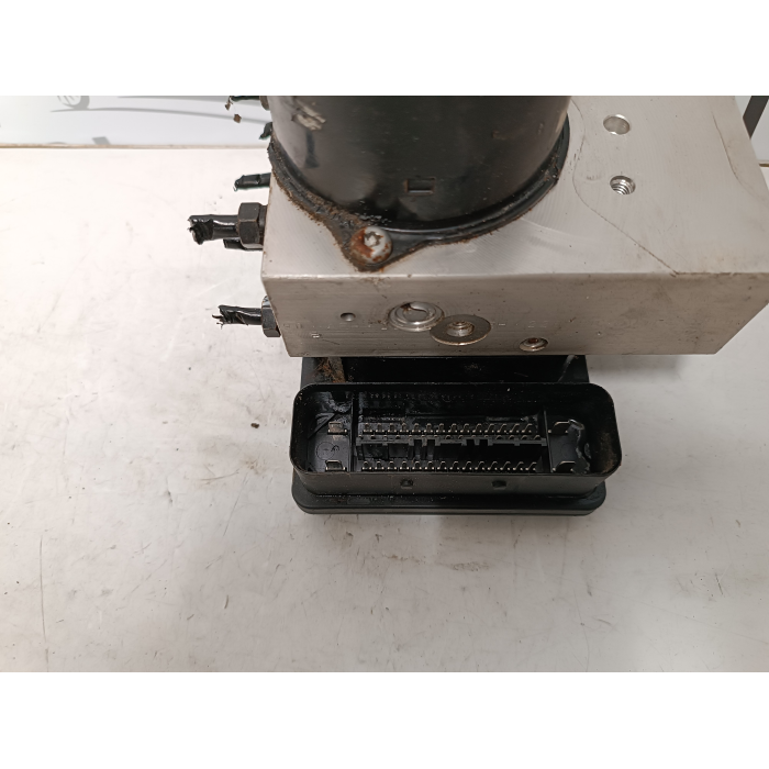 7L0907379G - 7L0614111H POMPA ABS VW TOUAREG 3.0 TDI V6 (2002\2007) 100204-02634 - 100208-05082 - 00008654D1 